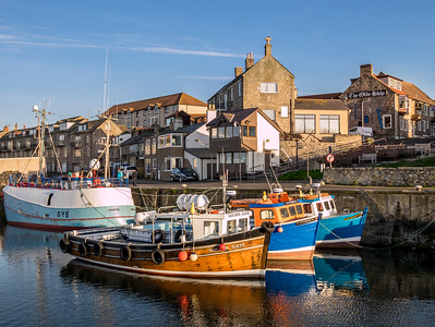 Seahouses Harbour by Mathew Hartley - Flickr